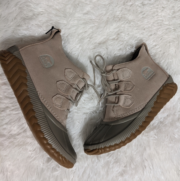 SOREL Women's Out ‘N About Plus Waterproof Winter - Picture 6 of 8